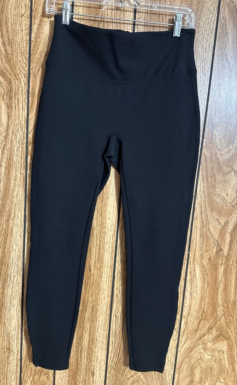Gently Used Women’s Black Spanks Size Medium